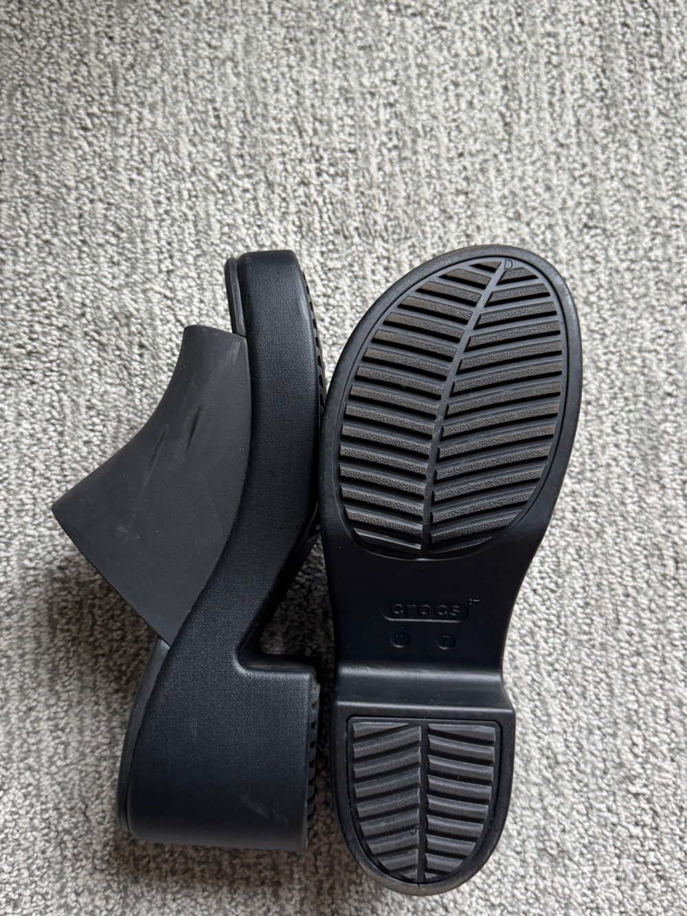 CROCS Black Platform Slide Heels - Picture 7 of 7